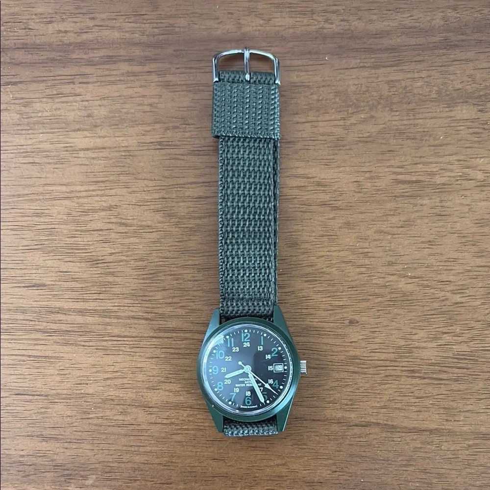 Rothco Vietnam Army Green Brand New Watch - Picture 1 of 4